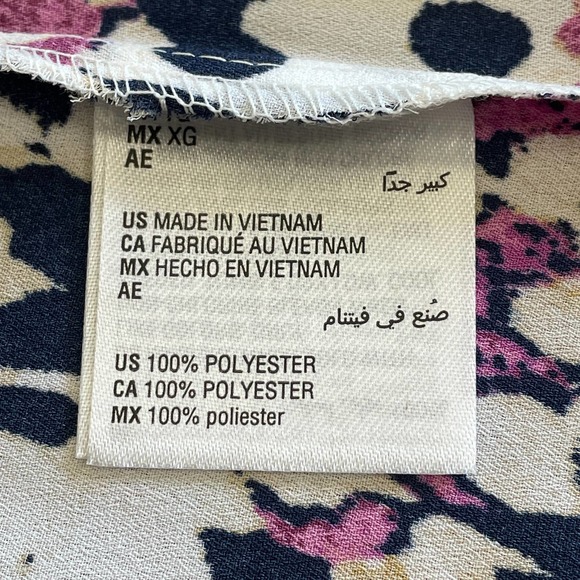 JM Collection Sleeveless Zip Front Top Geometric - Picture 7 of 9